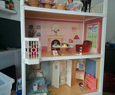 sindy house  horse,doll,car,furniture