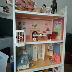 sindy house  horse,doll,car,furniture