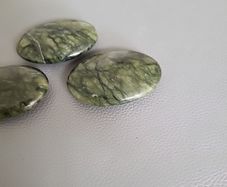 Jade palm stone 10e each