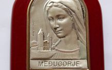 Vintage Sterling Silver stamped  "Ag" (silver) Our Lady Queen of Peace Medugorje Bosnia Mary