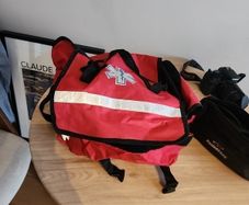 Portable medical bag and sphygmomanometer