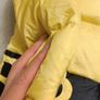 Moncler boys jacket 4/5yrs Image 5