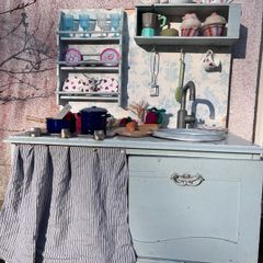 toy kitchen