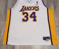 Vintage Nike Los Angeles Lakers Shaquille O'Neal #34 Basketball Jersey White