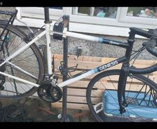 Genesis Equilibrium  - Medium - Seized Seatpost