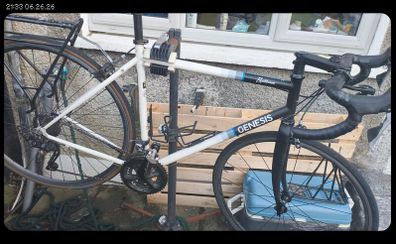Genesis Equilibrium  - Medium - Seized Seatpost