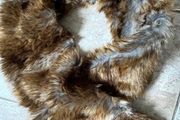 New Villa Fur Scarf/ Collar