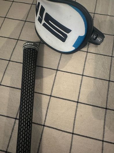 Taylormade Sim 2 max 5 hybrid