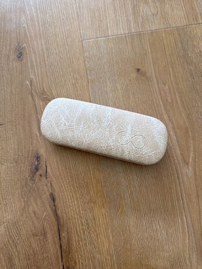 Eyeglasses case