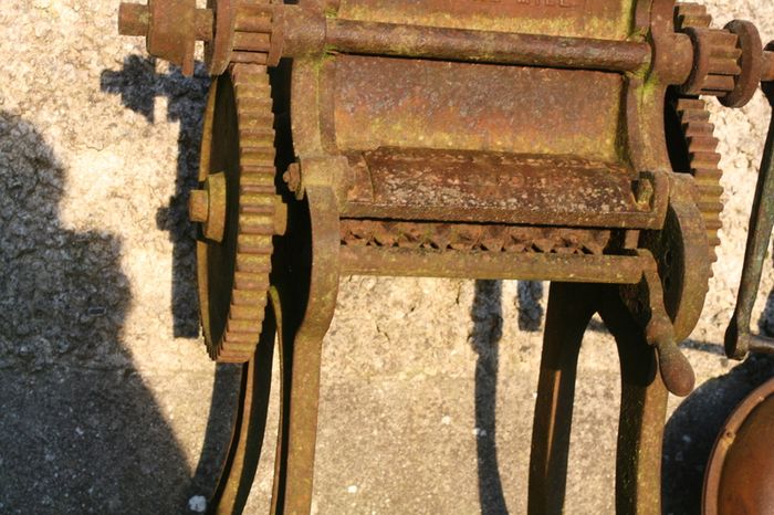 Antique Oil Cake Mill - Thompson Brothers  Vexford Antique Milling Machine