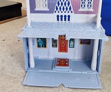 Disney Frozen 2 Pop Adventures Arendelle Castle Playset with Sven Figure & Key