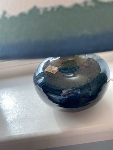 LOUIS MULCAHY pottery lamp with free LOUIS MULCAHY lamp shade
