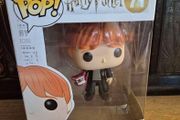 Funko Pop! Ron Weasley 71 , Hogwarts Uniform (Mint, Never Opened)