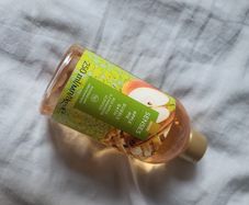 AVON Apple pie bubble bath 250ml