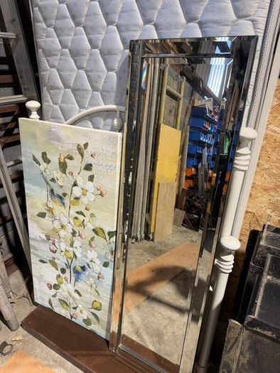 Mirror and painting