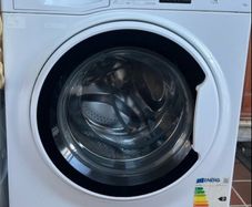 Hotpoint 8kg Washing Machine for sale
