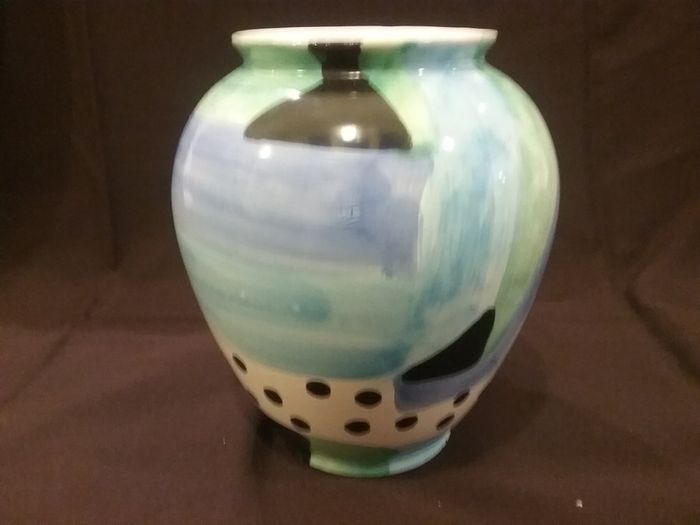 Porcelain  vases