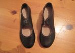 TAP dancing    size 11