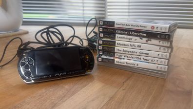 Sony PSP 1003 PlayStation Portable Console Games Bundle