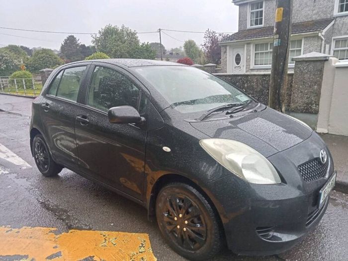 2006 yaris