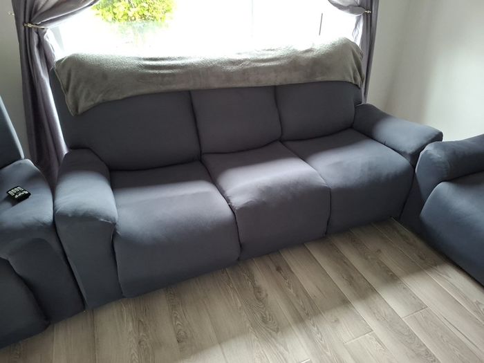 3 seater recliner