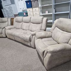 3+1+1 Beige 3 piece reclining suite