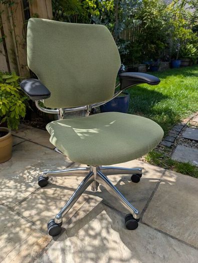 ergonomic office chair