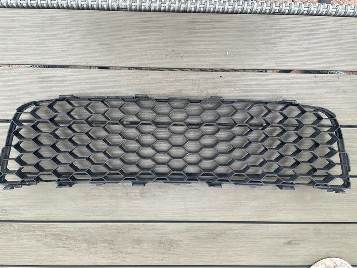 VW Golf GTI MK5 honeycomb grill (lower)