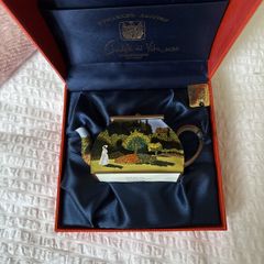 Charlotte di Vita Collector's Miniature Teapot