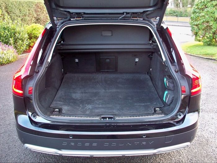 Volvo V90 2.0 B5D Cross Country 5dr AWD Auto