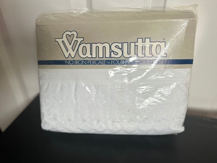 Vintage Queen Bed sheets
