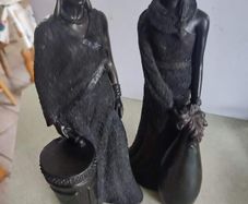 Set of 2 Maasai figure of African figures male with drume and lady