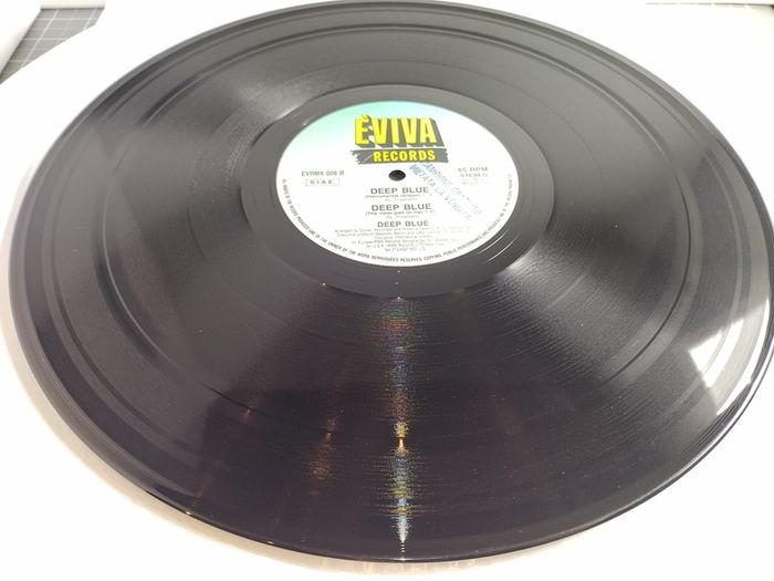 Deep Blue - Deep Blue - Eviva Records - HUGE Ibiza SASHA Classic! Downtempo Ambient HOUSE Breaks ORIGINAL 1990 Pressing! Condition: Near MINT!