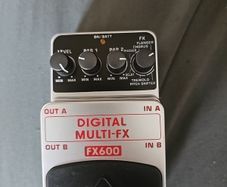 Behringer multi FX