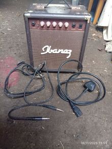 acoustic guitar amplifier