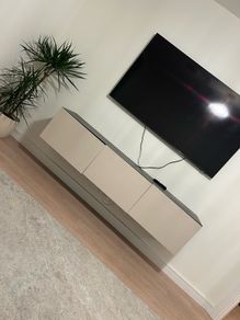 tv bench