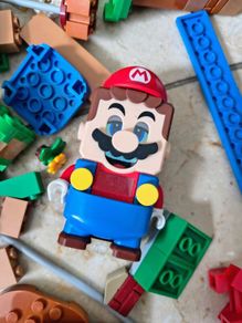 Lego Super Mario starter course.