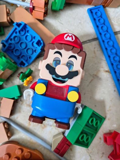 Lego Super Mario starter course.
