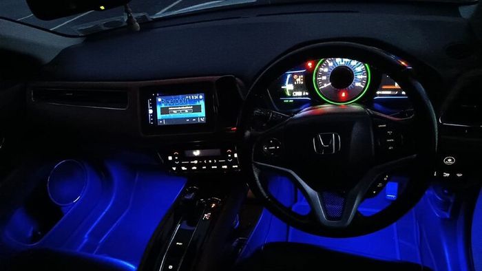 Honda Vezel 2015
