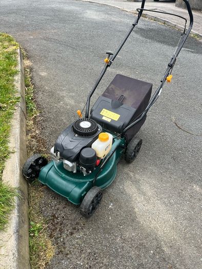 Lawnmower