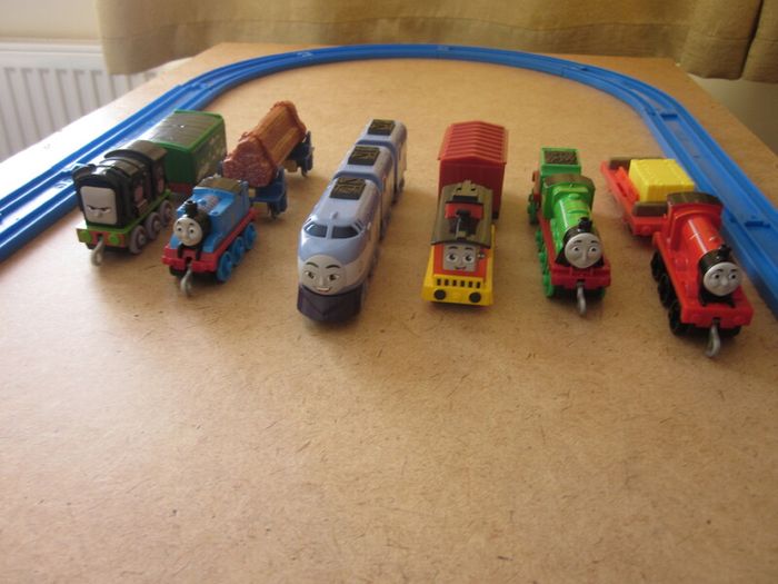 Thomas & Friends Push Along Engines/Tracks
