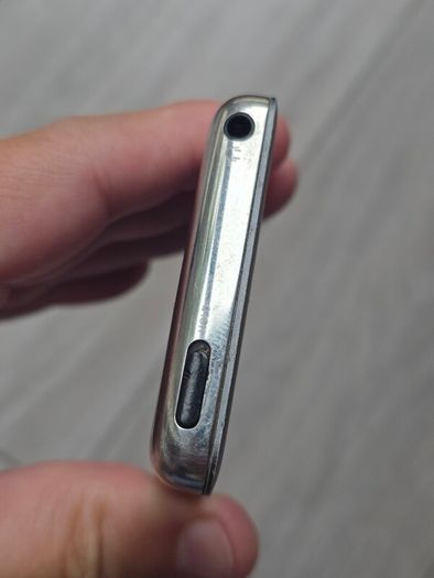 iPod 7th Gen Classic 160gb (Free Post)