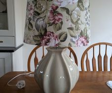 Carraig donn sage green lamp