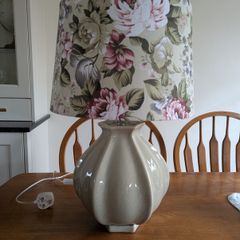 Carraig donn sage green lamp