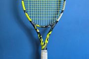Babloat Pure Aero 100 Tennis Racquet