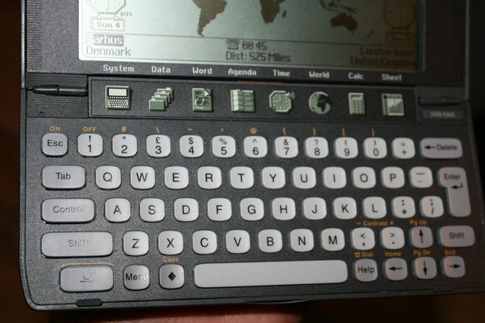 PSION series 3a working mini micro computer 1993 RARE vintage computer