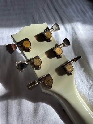 1987 Burny Les Paul Custom Alpine White Split Diamond Inlay