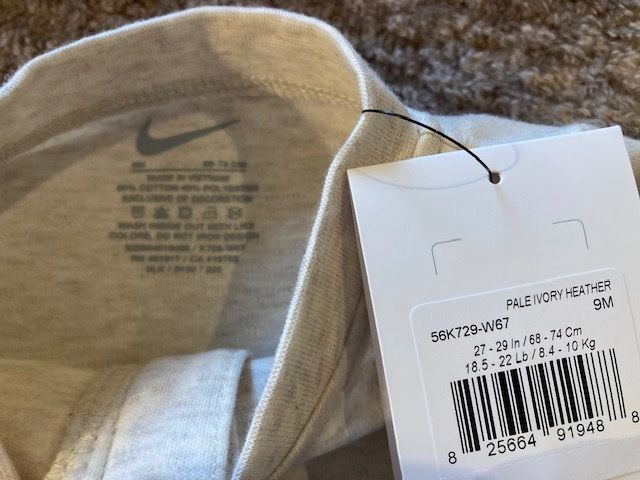 Nike baby coverall. Age 9m. 68-74cm.8.4-10kg. New
