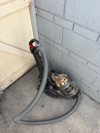 dyson hoover