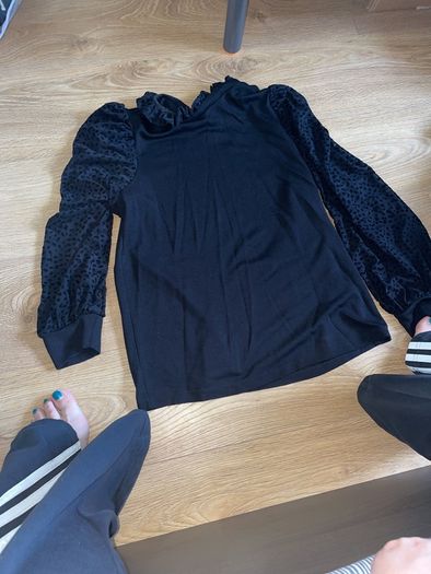 top gallery black size 10-12